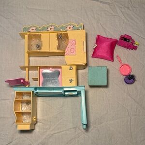 Barbie All Around Home Bedroom Playset 2000 Incomplete Set EUC